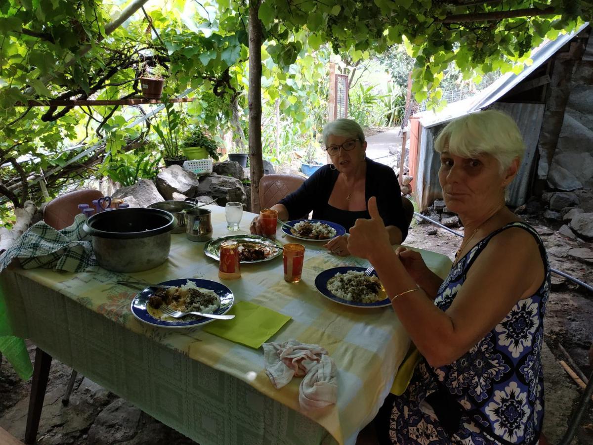 Ker L'Ilet Bed & Breakfast ซีลาโอส ภายนอก รูปภาพ